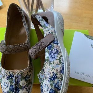 COPY - Hotter shoes Shake - Size 9 - New